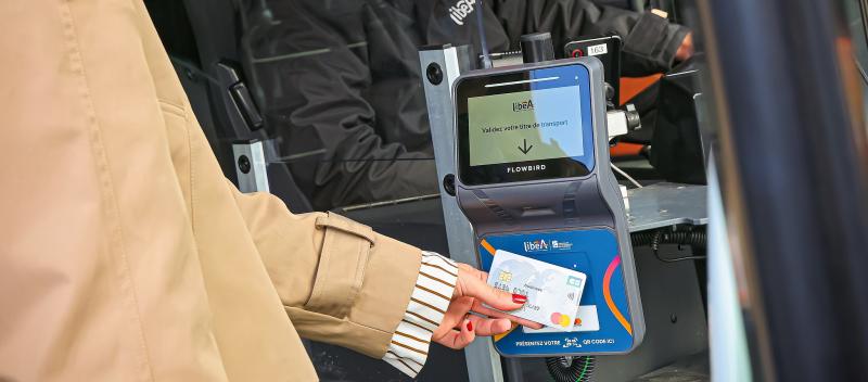 Paiement par carte bancaire dans les bus Paiement par carte bancaire dans les bus